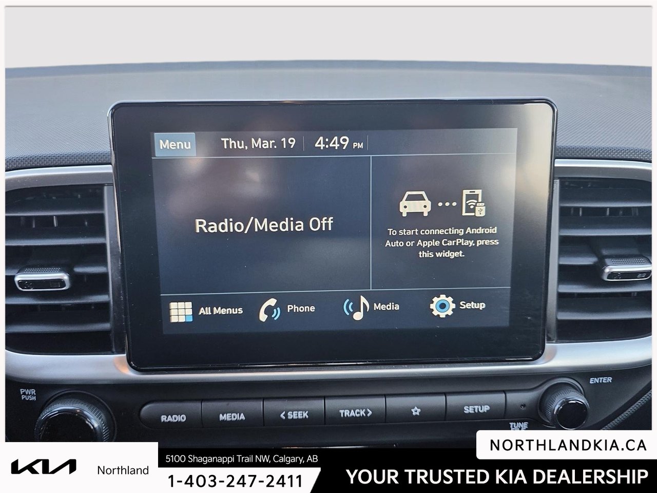 2023 Hyundai Venue Preferred-14