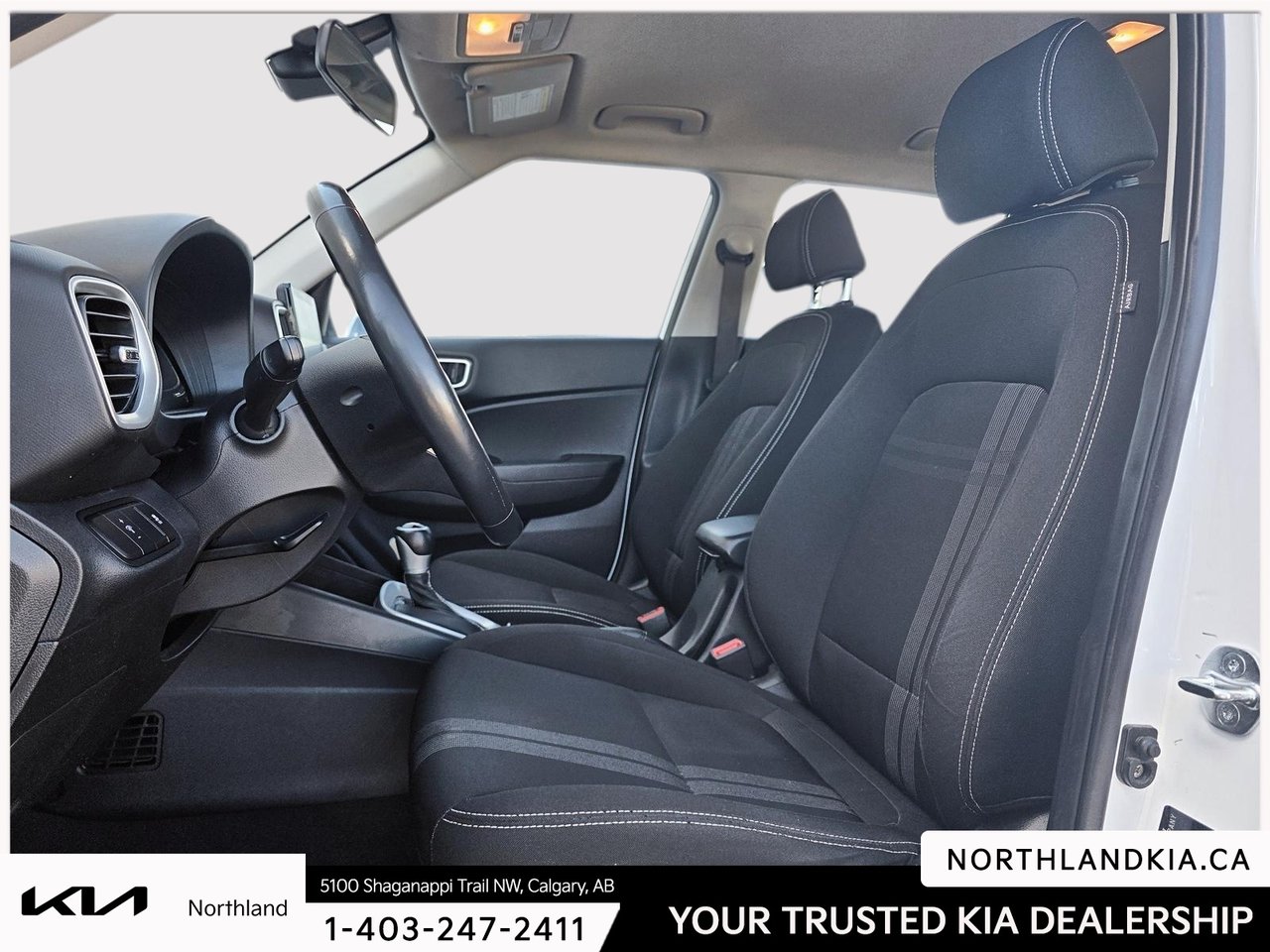 2023 Hyundai Venue Preferred-7