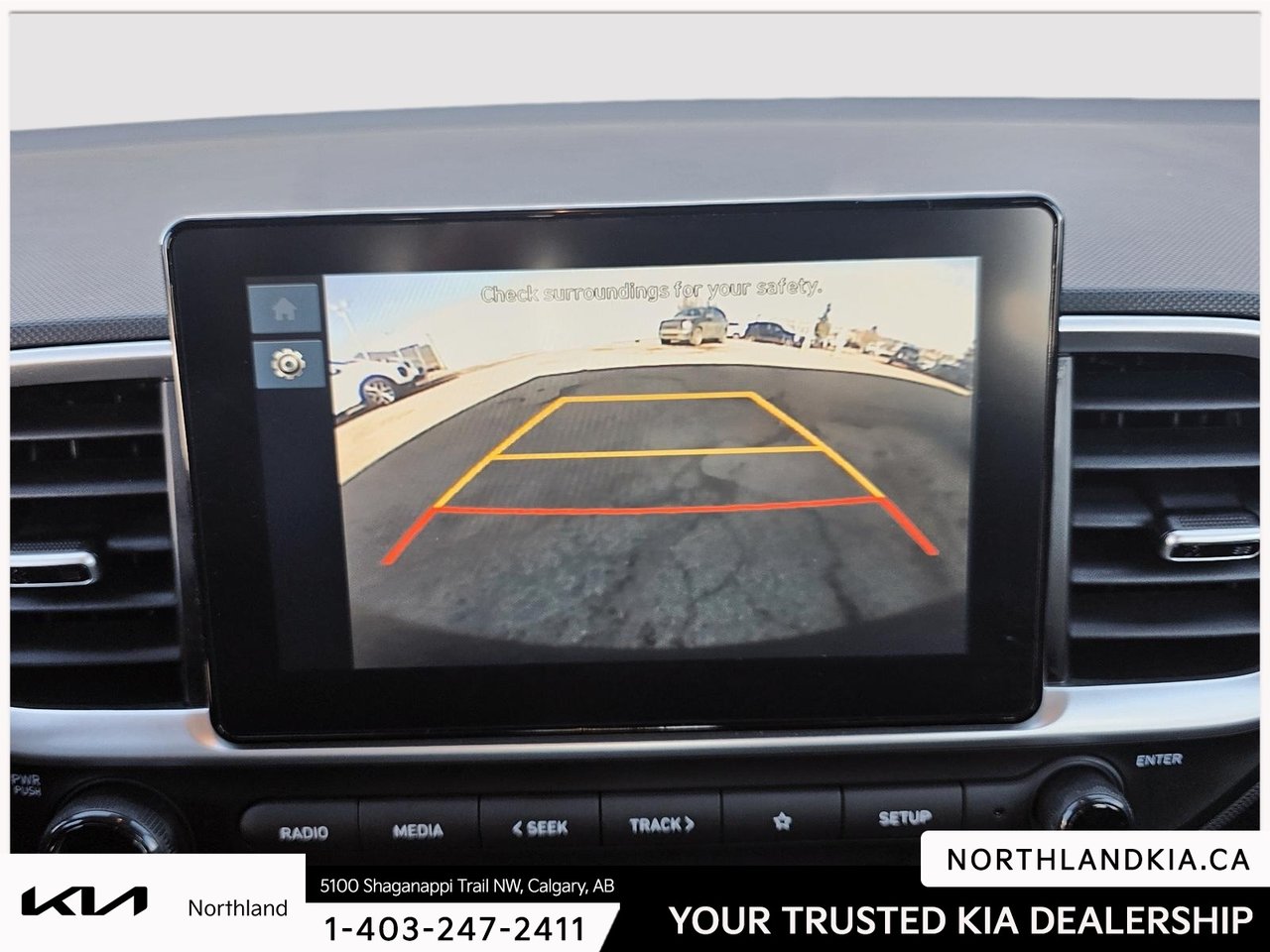 2023 Hyundai Venue Preferred-15