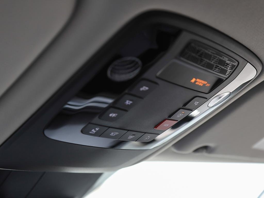 2026 Kia Carnival LX+-18