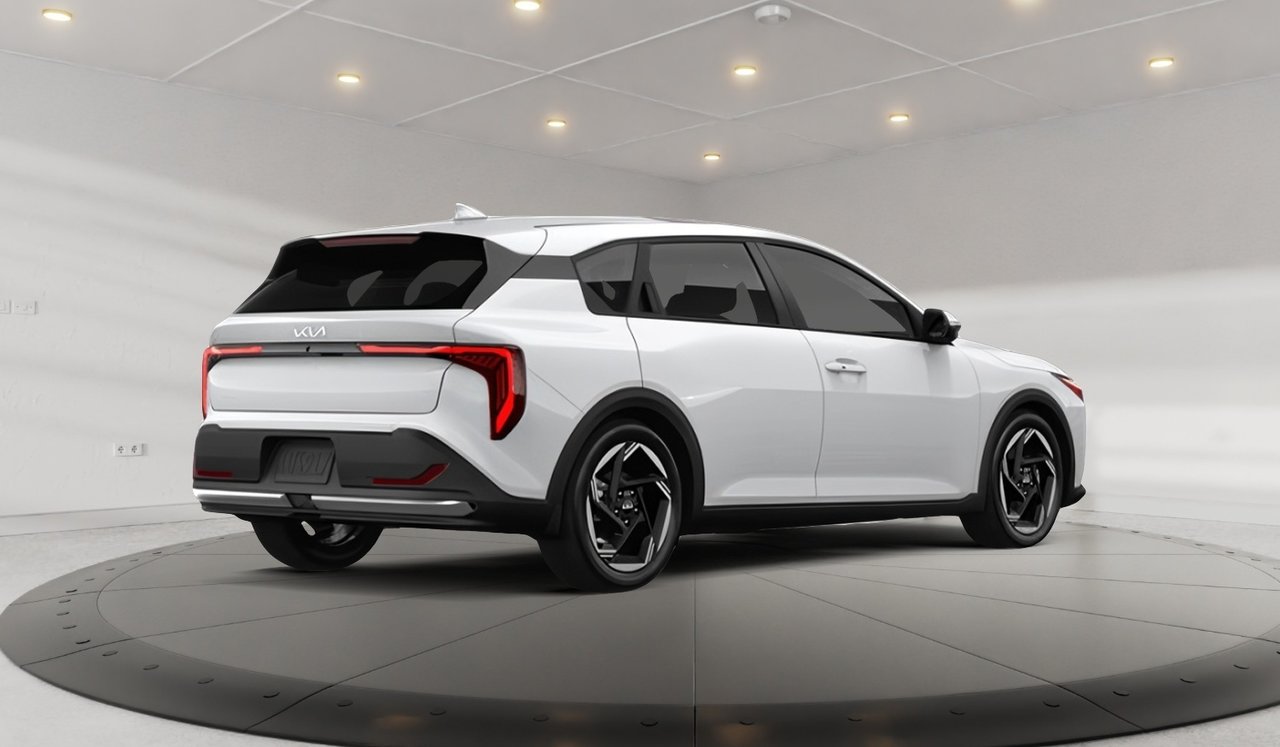 2026 Kia K4 Hatchback EX+-2