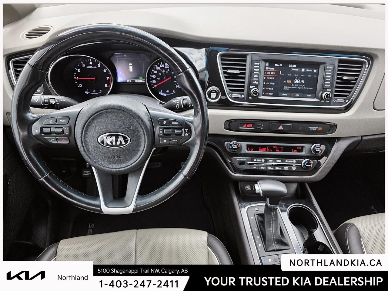2017 Kia Sedona SXL-11