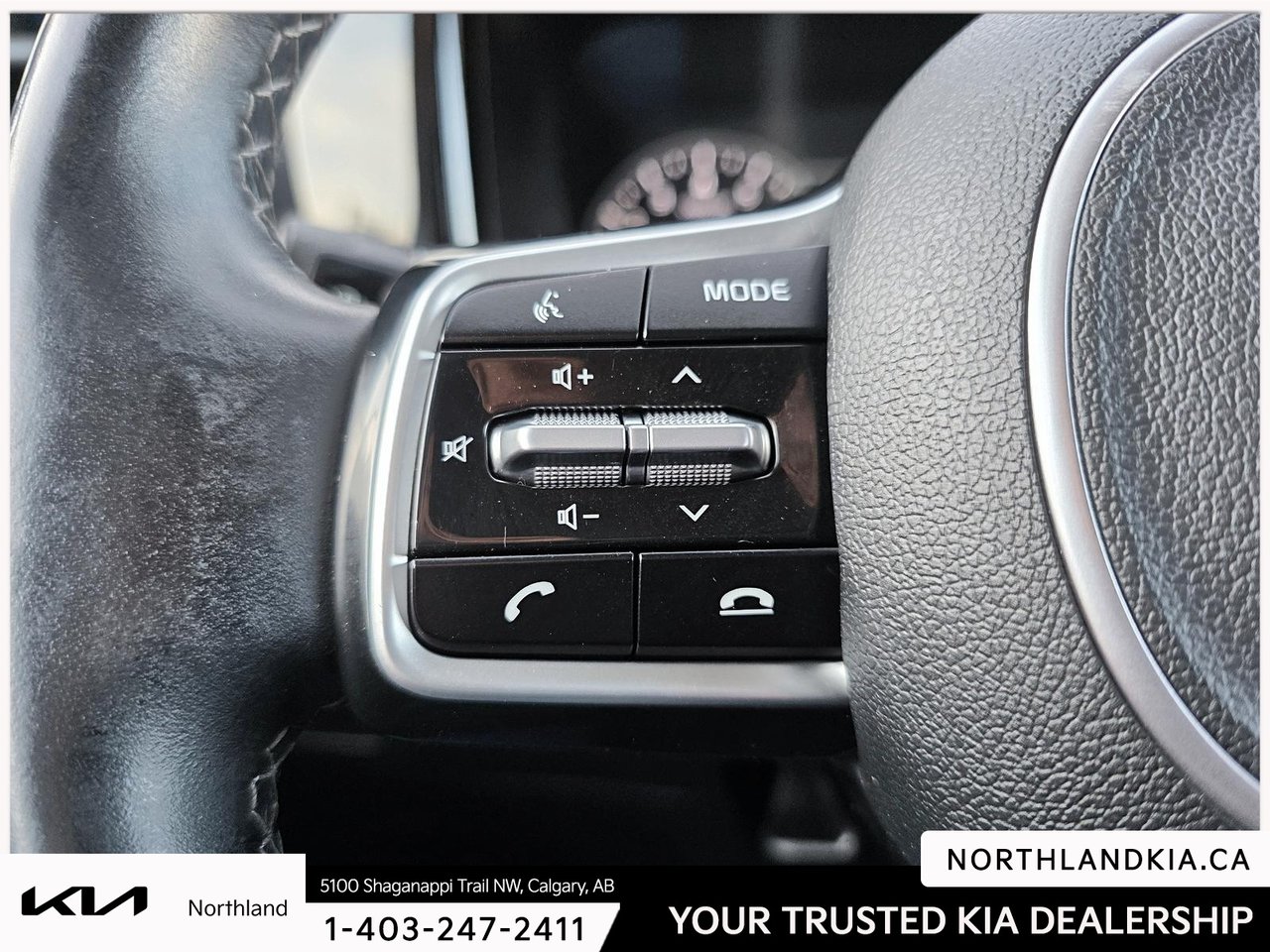 2022 Kia Sorento LX Premium-11