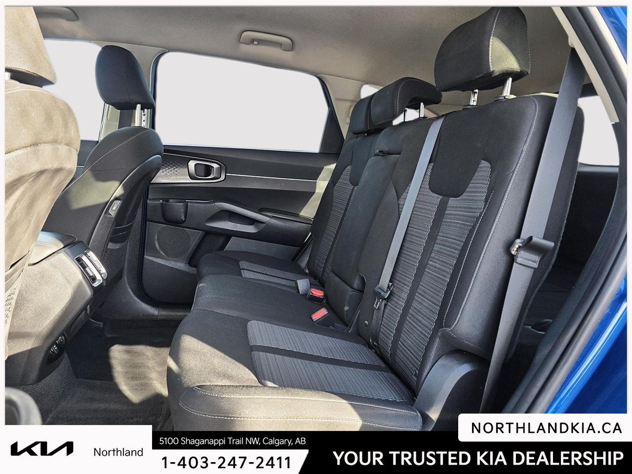 2022 Kia Sorento LX Premium-17