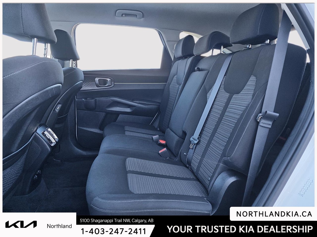 2023 Kia Sorento LX Premium-19