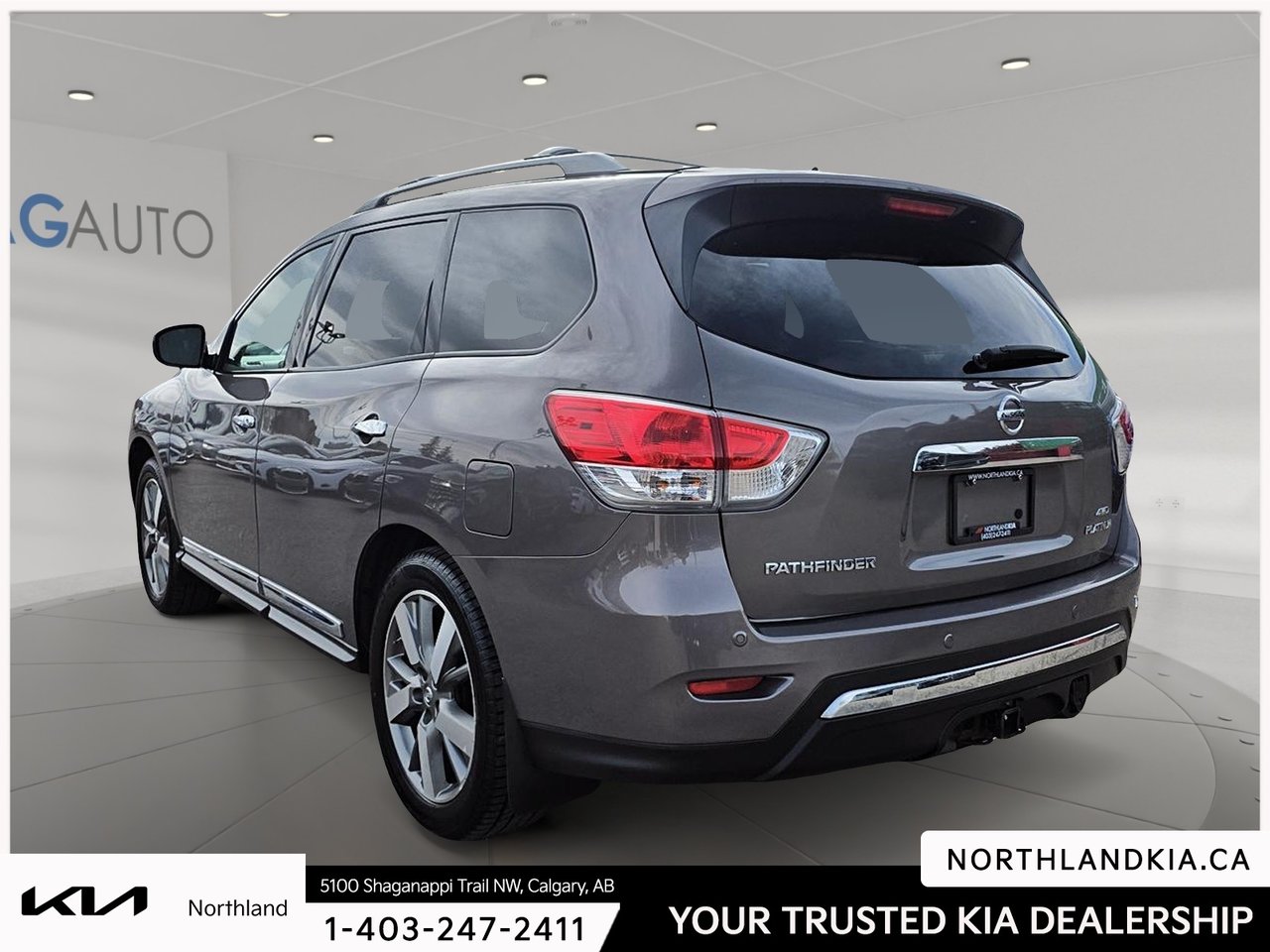 2013 Nissan Pathfinder S-1