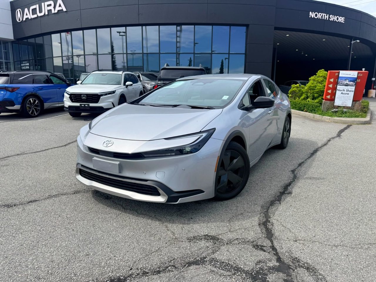  2024 Toyota Prius Prime SE FWD   