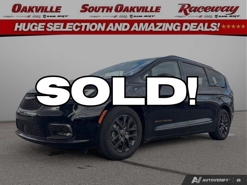 2024 Chrysler Pacifica Hybrid Select FWD