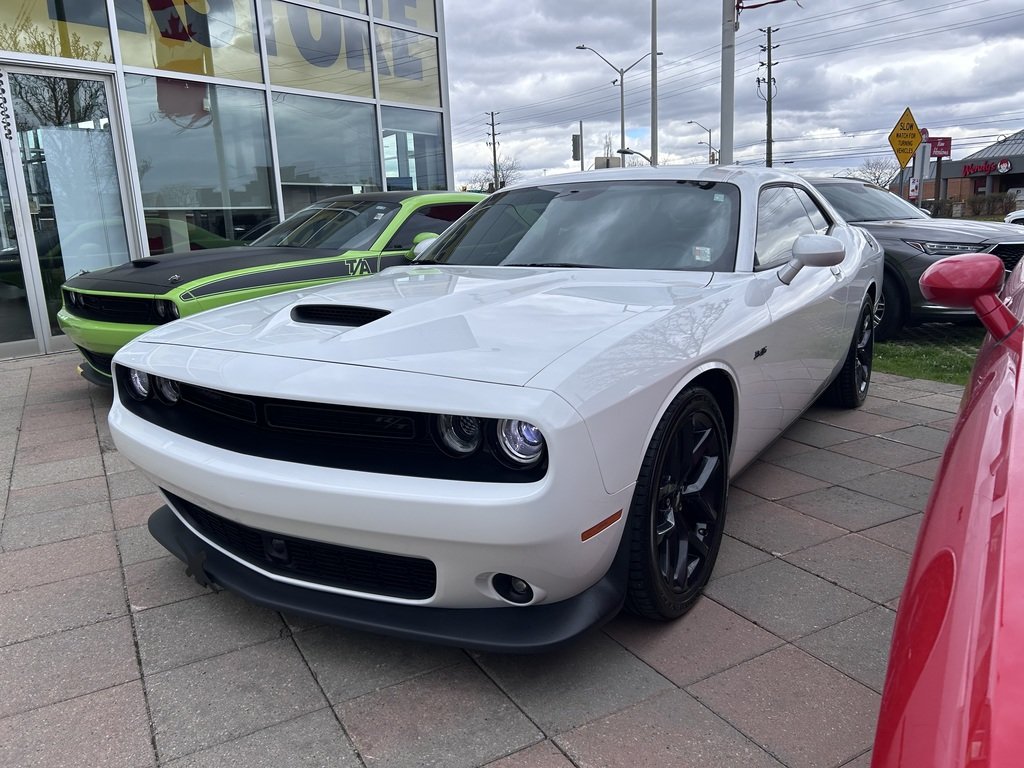2023 Dodge Challenger R/T RWD