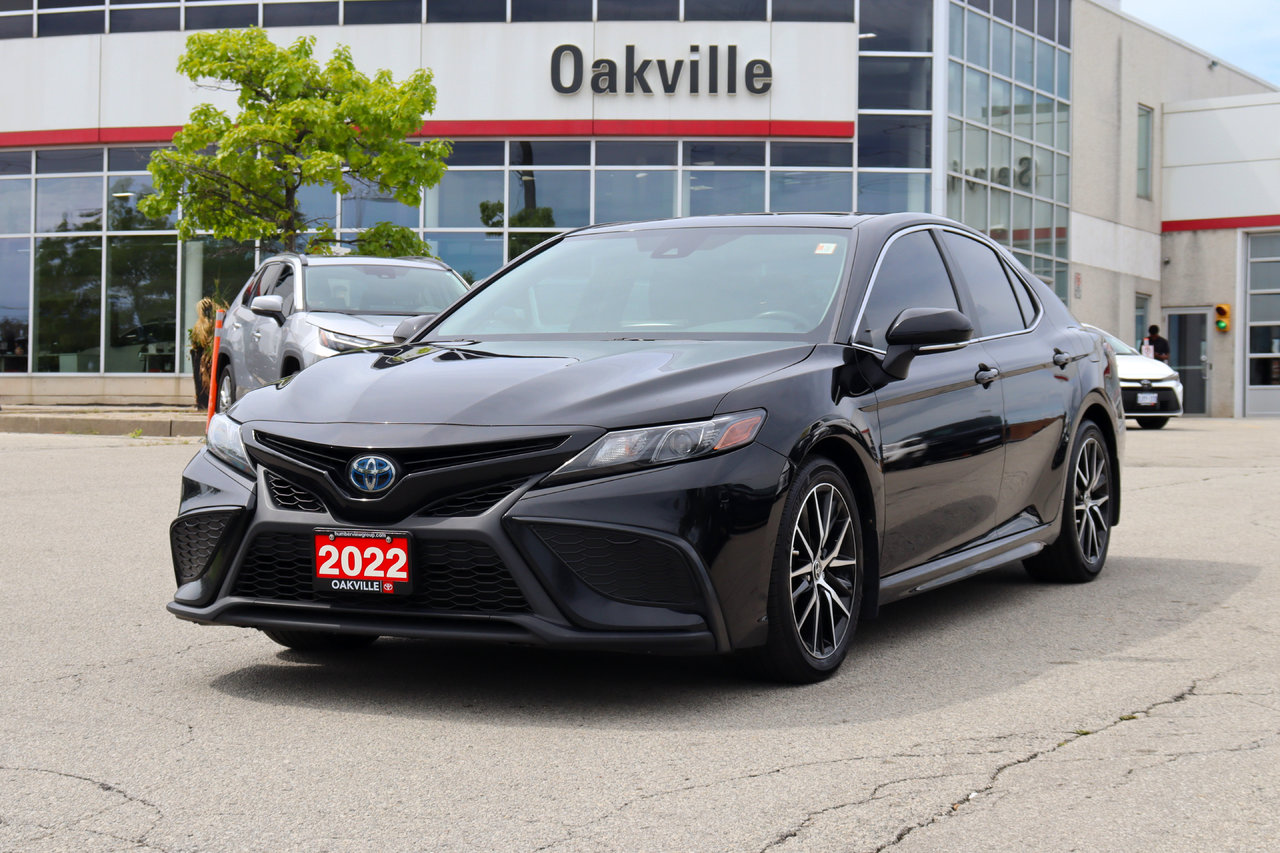 2022 Toyota Camry Hybrid