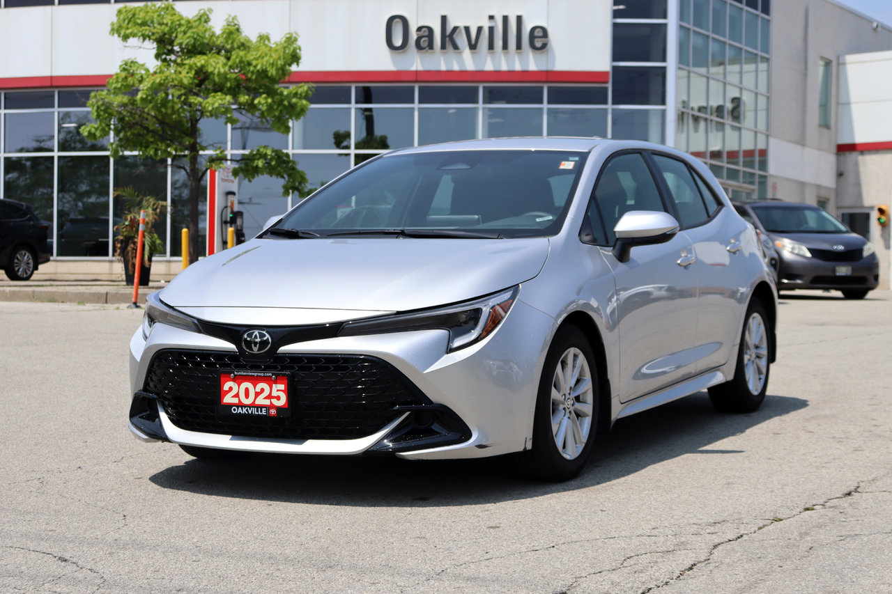 Classic Silver Metallic 2025 Toyota Corolla Hatchback Hatchback Front-Wheel Drive Continuously Variable Transmission