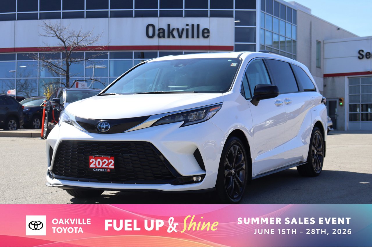White 2022 Toyota Sienna XSE 7-Passenger FWD Minivan Front-Wheel Drive Continuously Variable Transmission