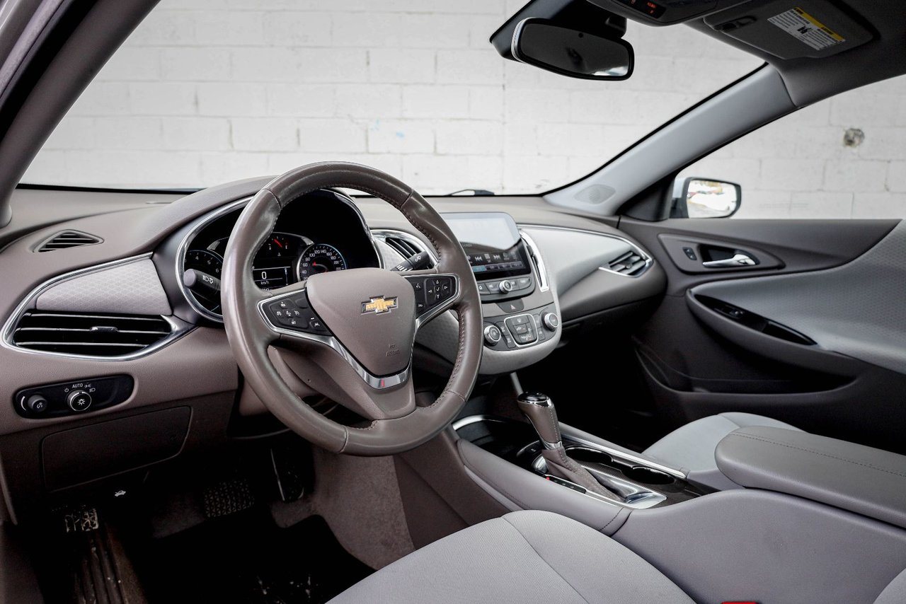 2017 Chevrolet Malibu LT-9