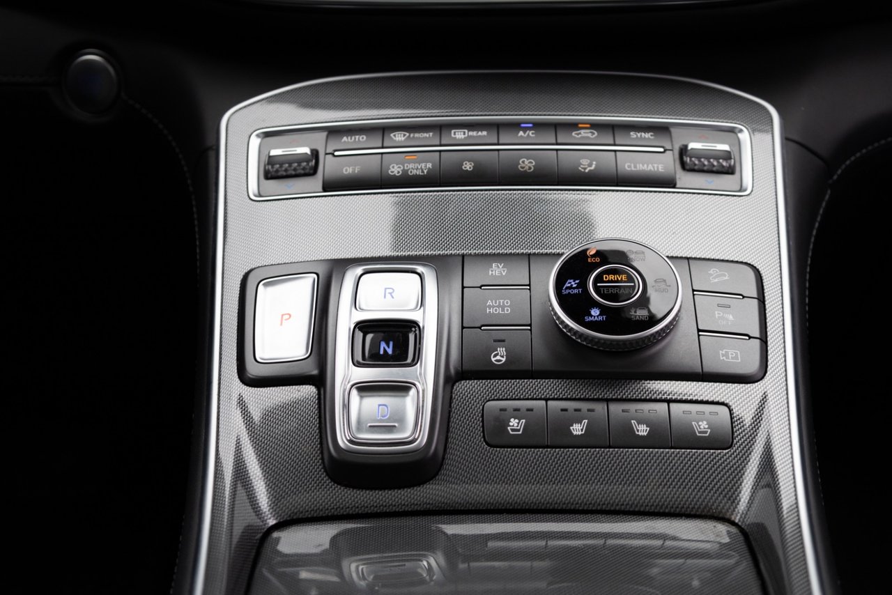 2022 Hyundai Santa Fe Plug-In Hybrid Luxury-19