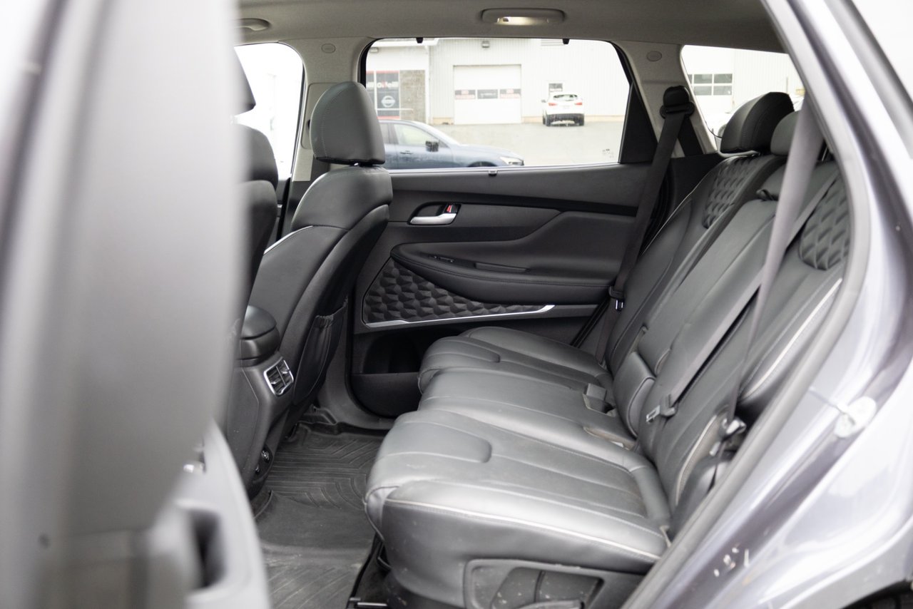 2022 Hyundai Santa Fe Plug-In Hybrid Luxury-24