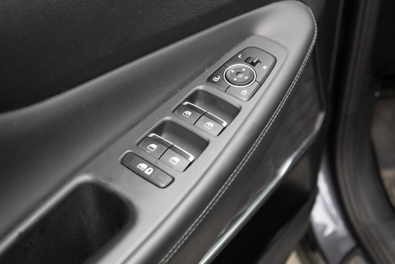 2022 Hyundai Santa Fe Plug-In Hybrid Luxury-16