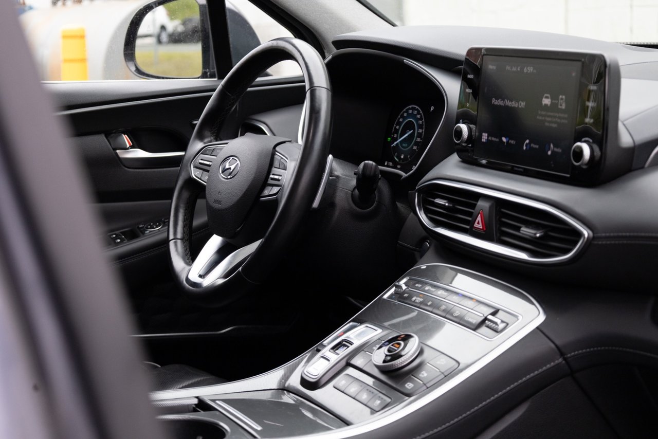 2022 Hyundai Santa Fe Plug-In Hybrid Luxury-23
