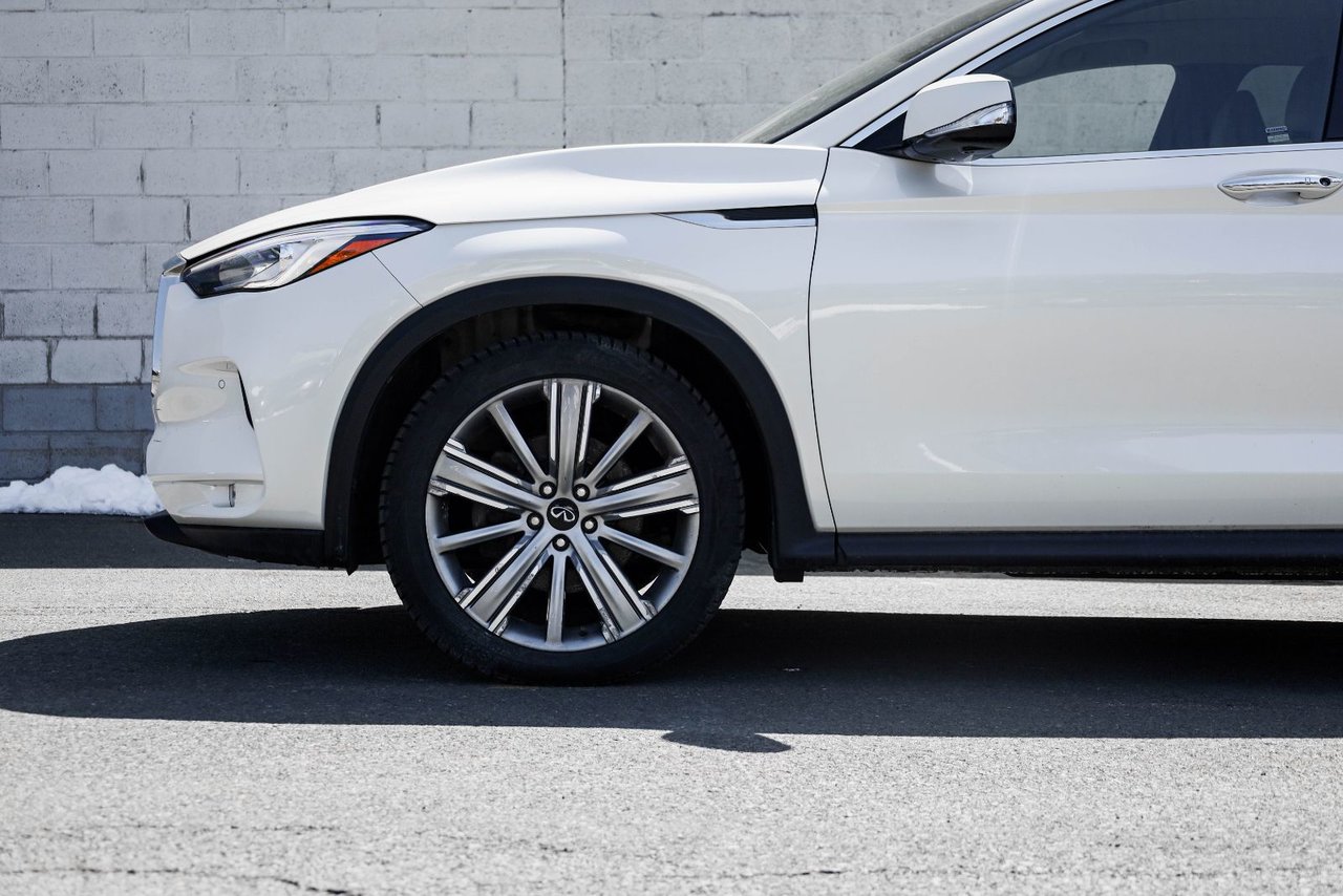 2021 Infiniti QX50 Essential-1
