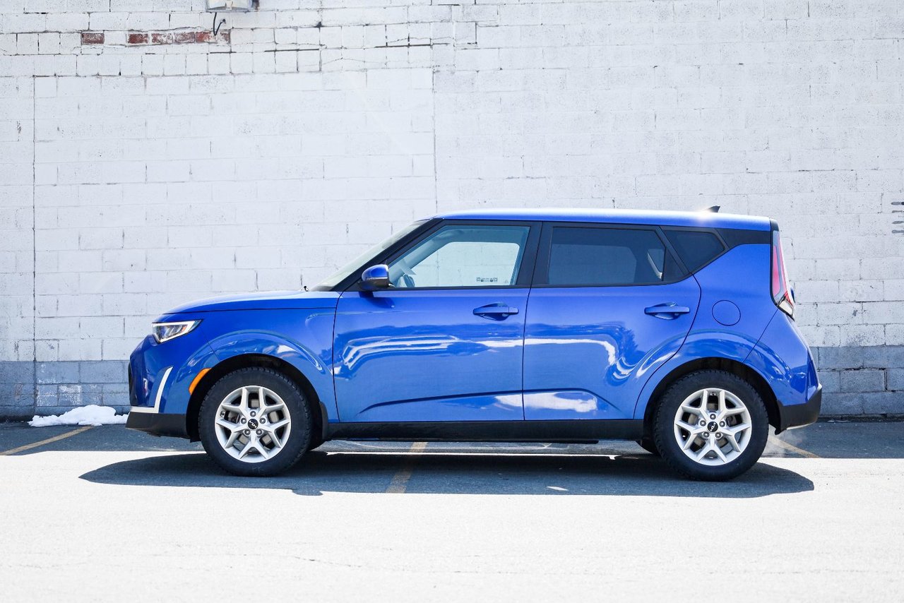 2023 Kia Soul EX FWD