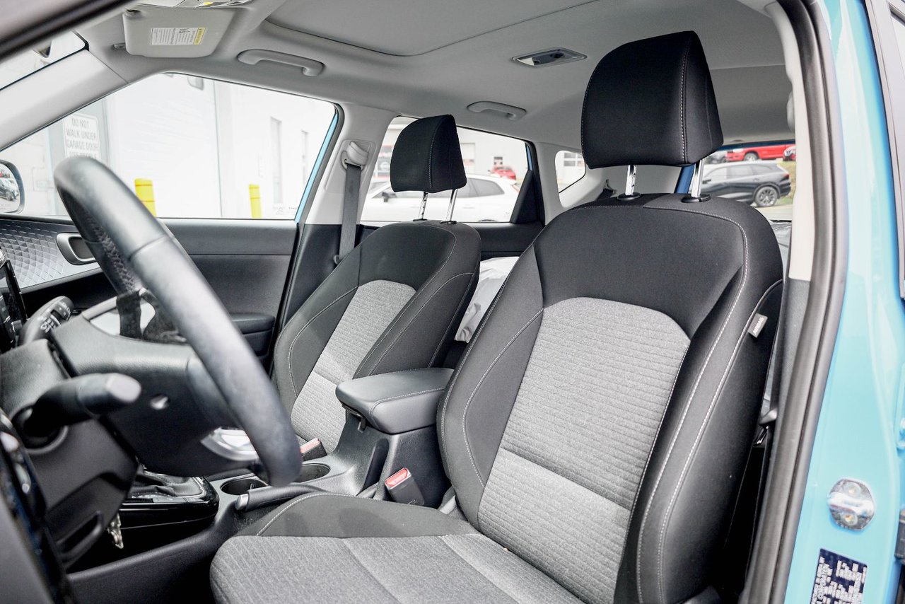 2025 Kia Soul EX-11