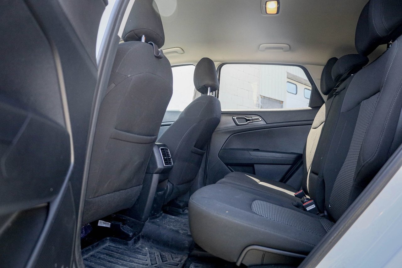 2023 Kia Sportage LX-14