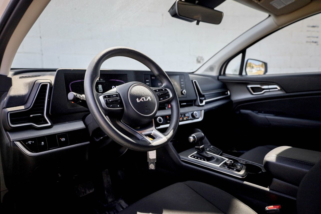 2023 Kia Sportage LX-9