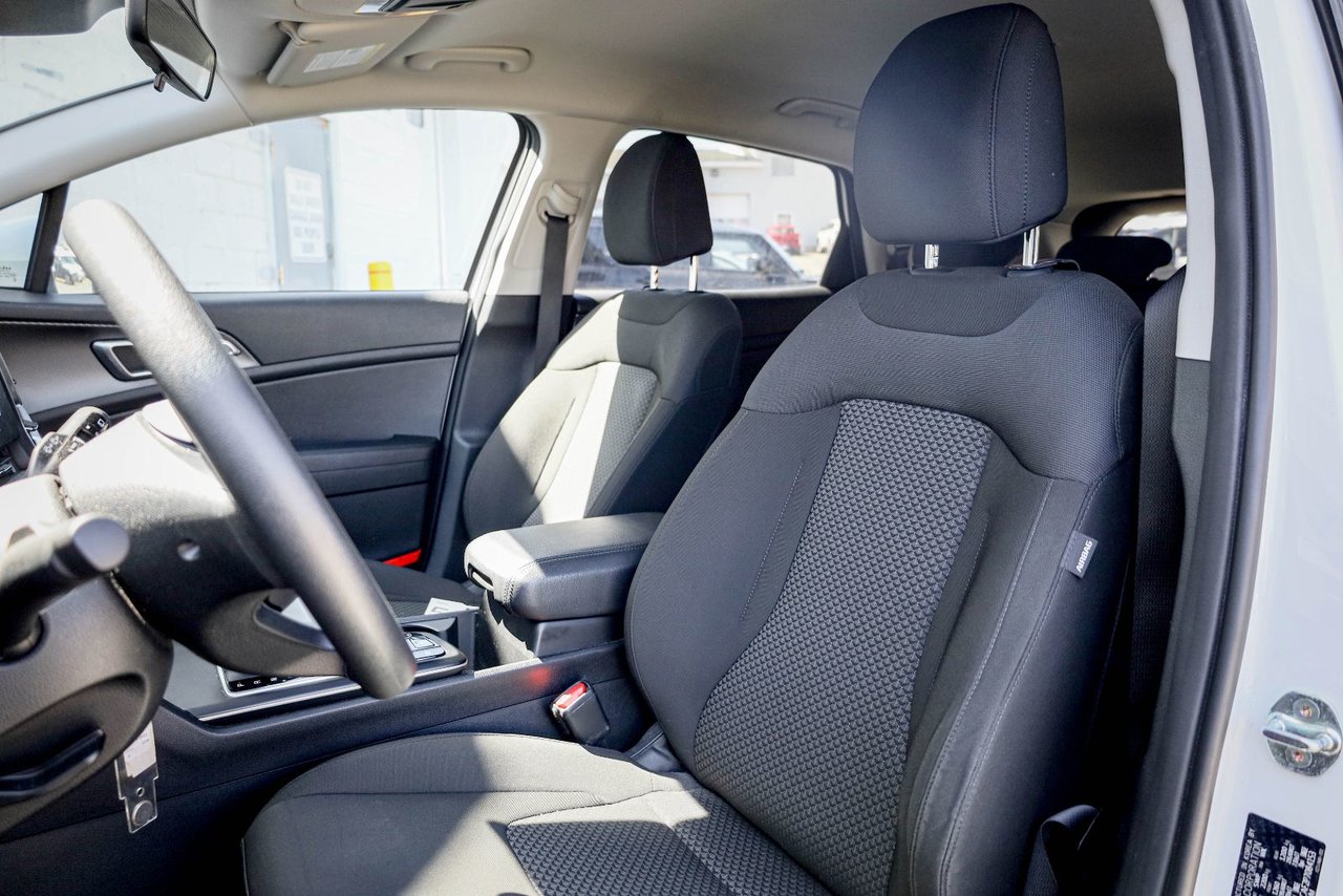 2023 Kia Sportage LX-11