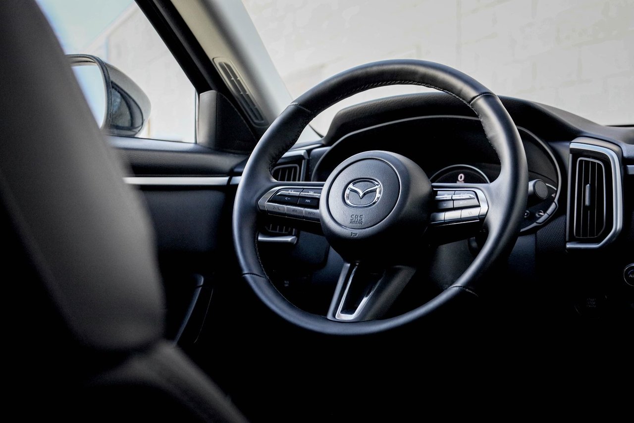 2025 Mazda CX-50 GS-L-17