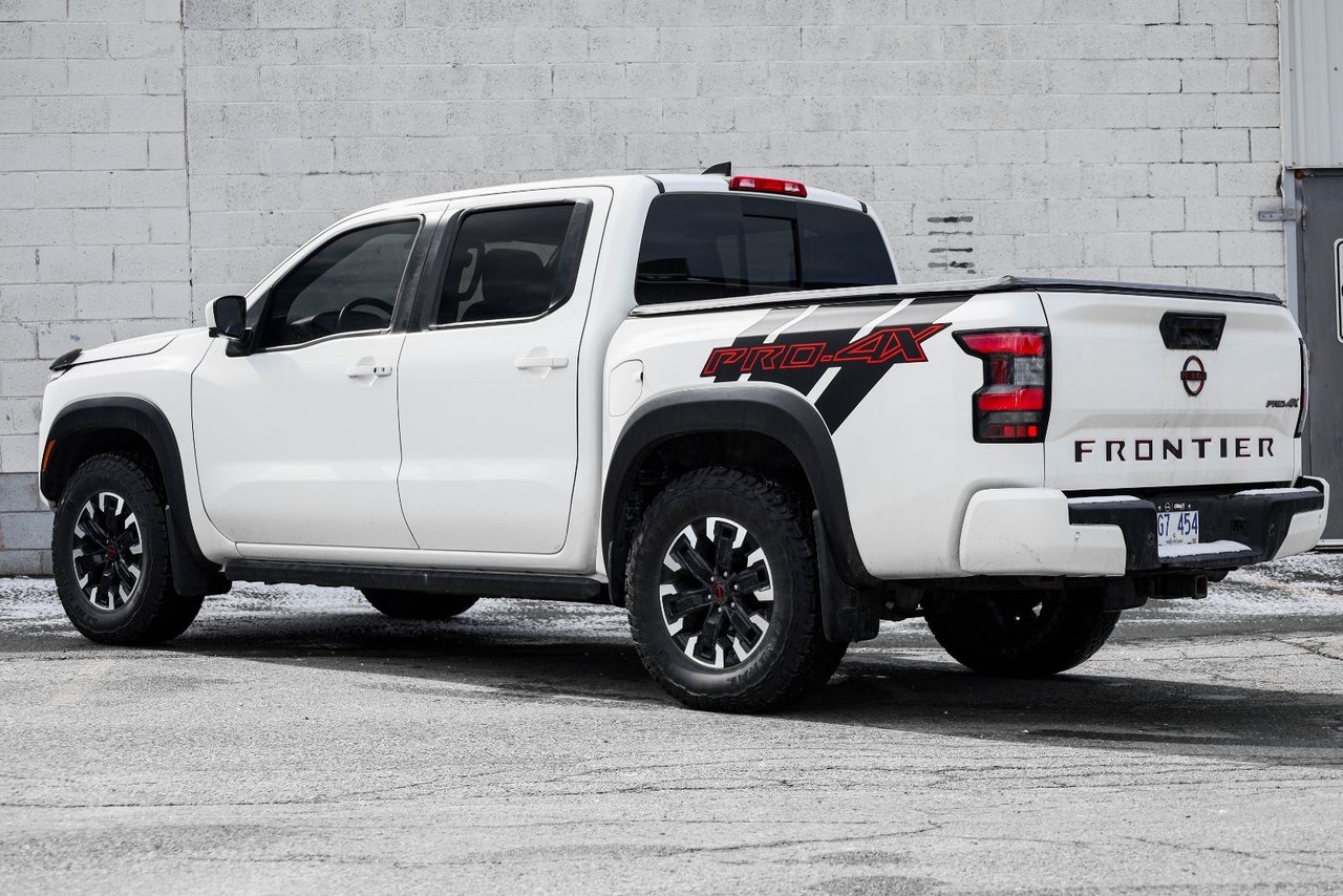 2023 Nissan Frontier PRO-4X-6