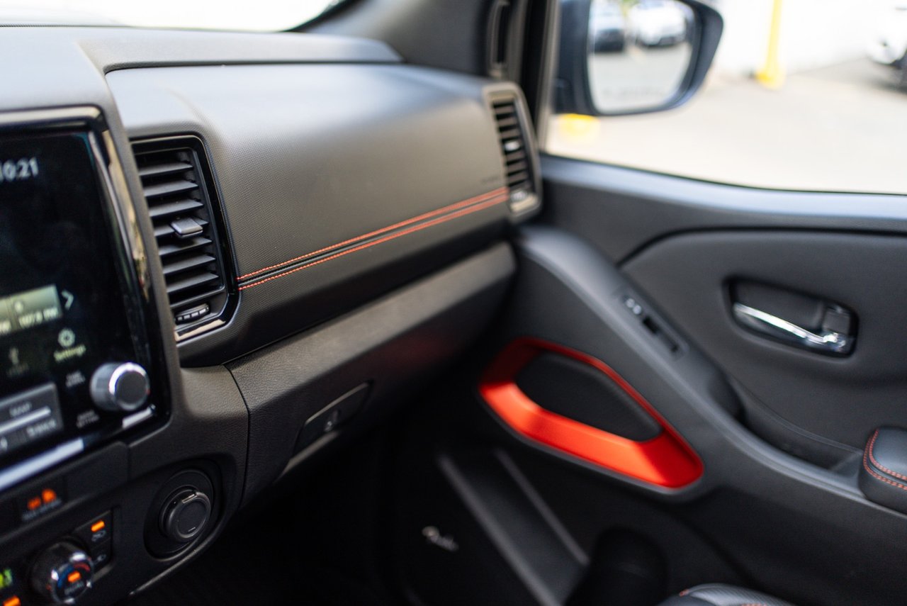 2023 Nissan Frontier PRO-4X-10