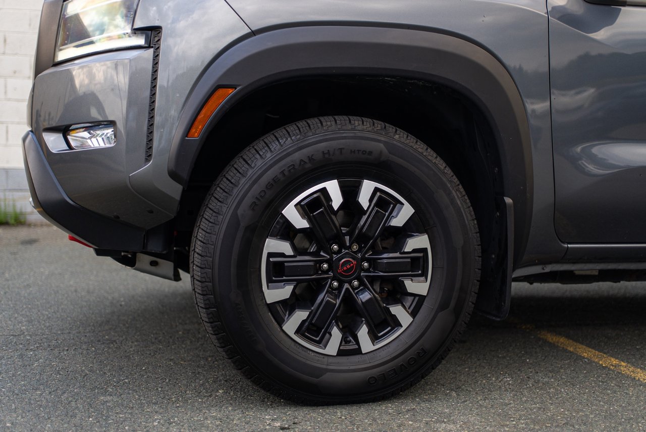 2023 Nissan Frontier PRO-4X-1