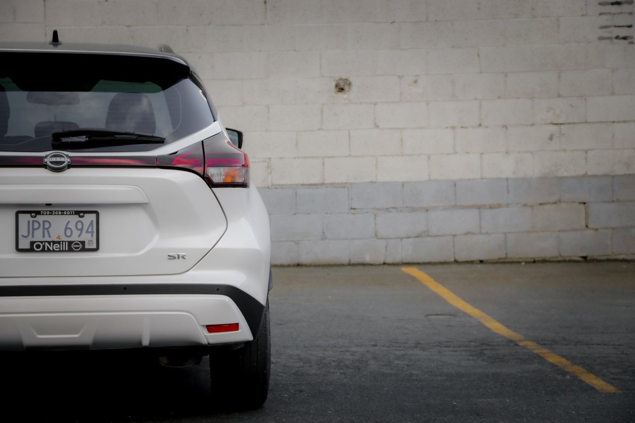 2023 Nissan Kicks SR-8