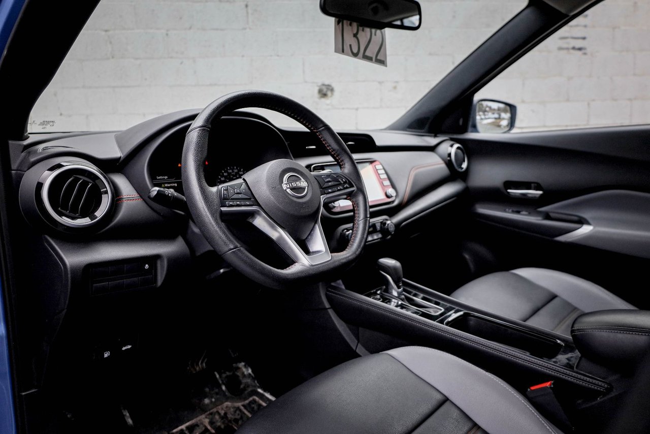 2023 Nissan Kicks SR-9