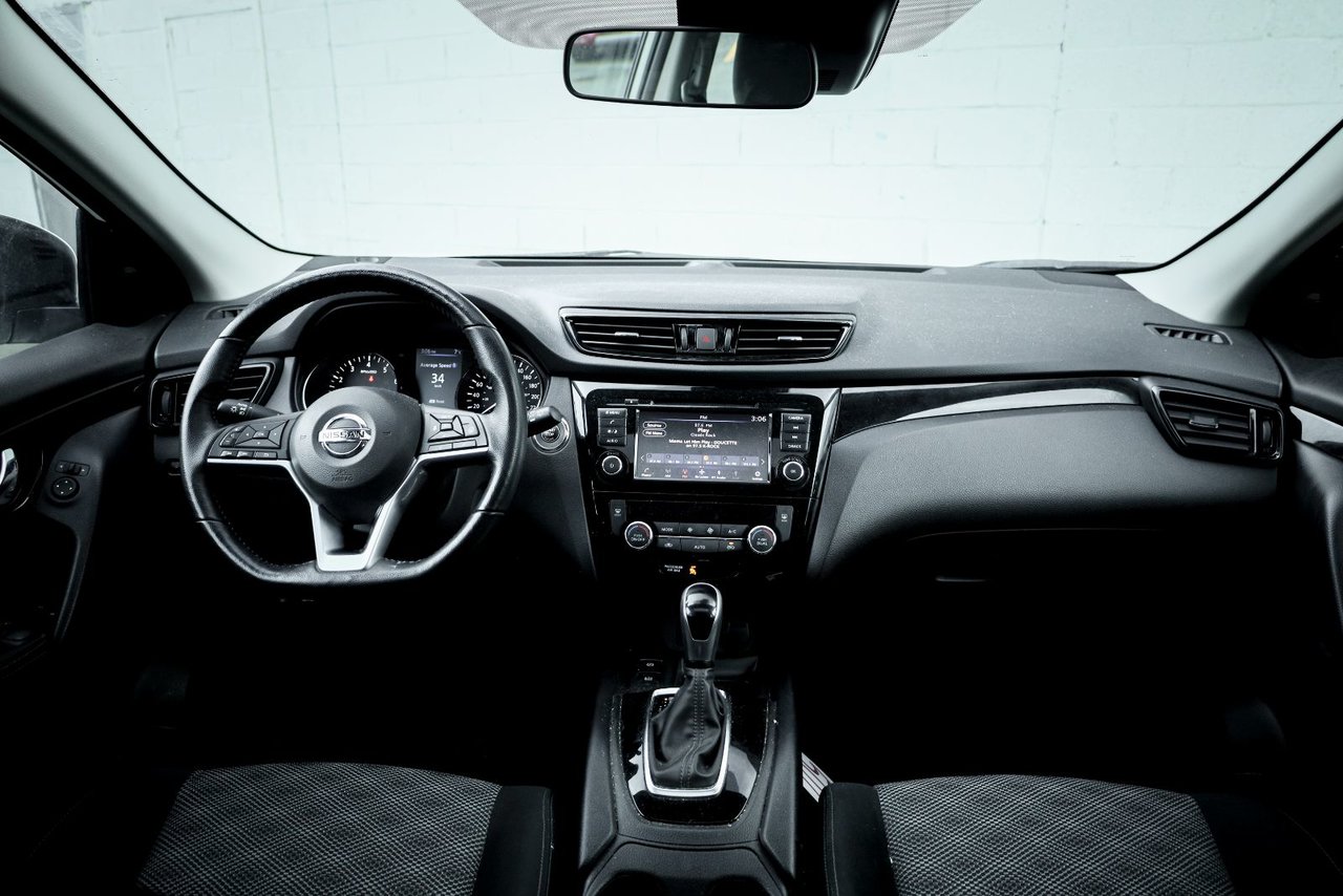 2022 Nissan Qashqai SV-13