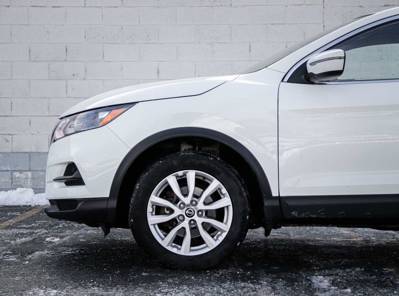 2022 Nissan Qashqai S-1