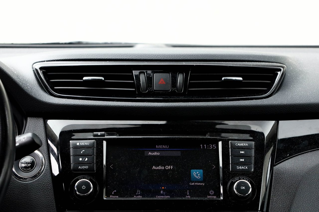 2022 Nissan Qashqai SV-10