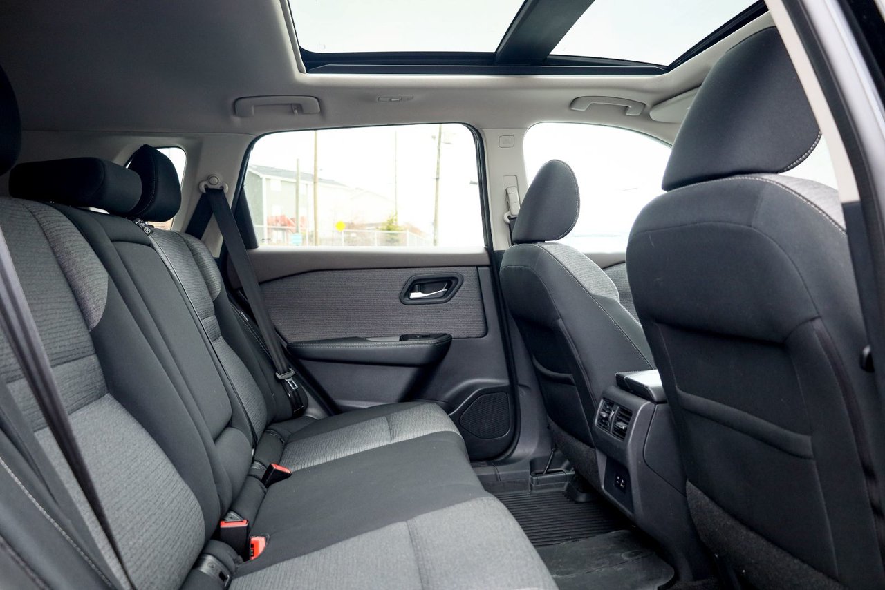 2021 Nissan Rogue SV-18