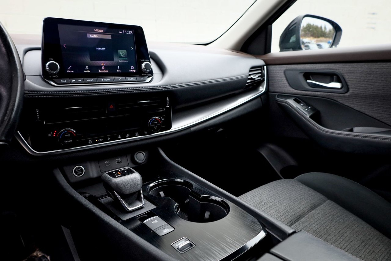 2021 Nissan Rogue SV-13