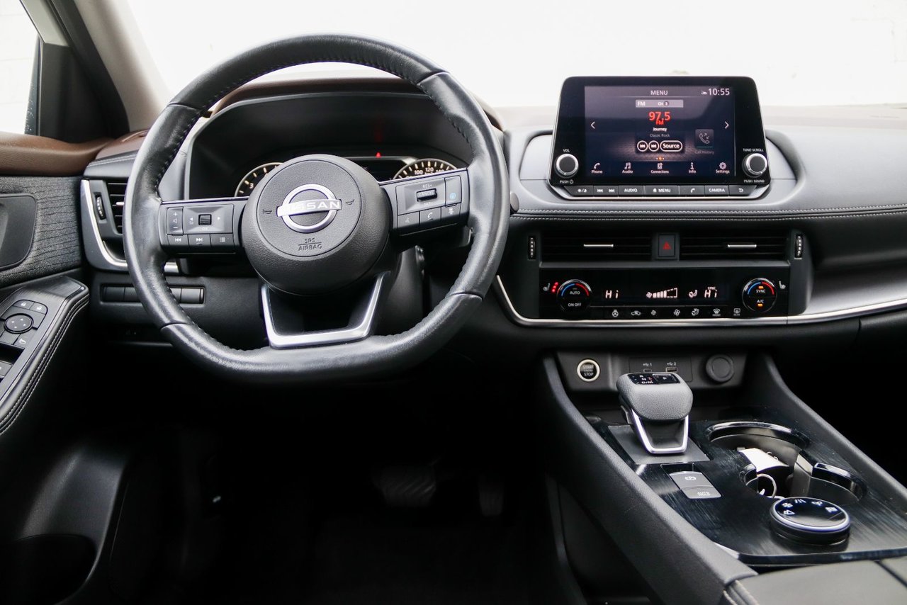 2023 Nissan Rogue SV Moonroof-18