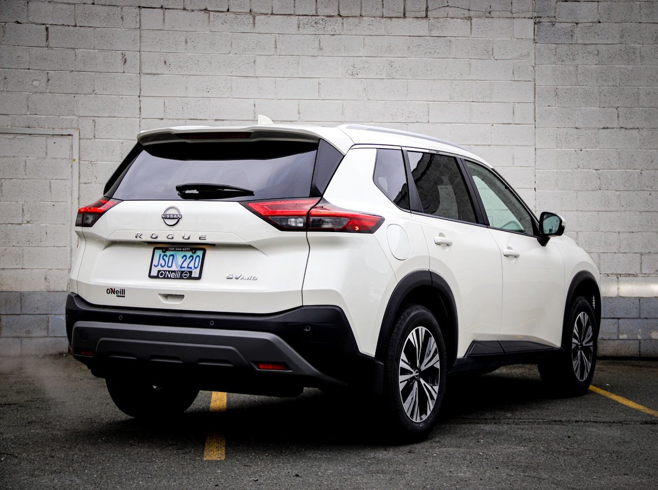 2023 Nissan Rogue SV Moonroof-8