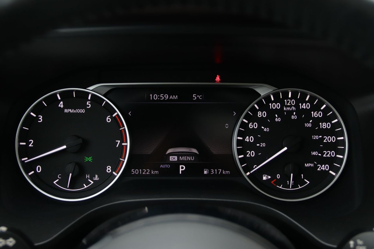 2023 Nissan Rogue SV Moonroof-16