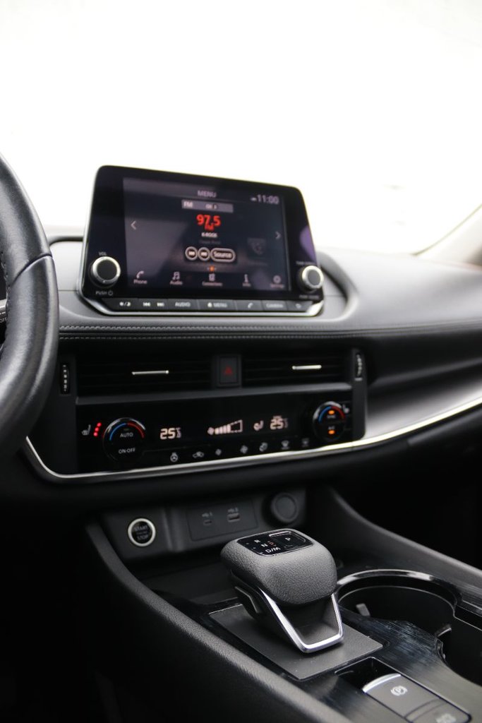 2023 Nissan Rogue SV Moonroof-22