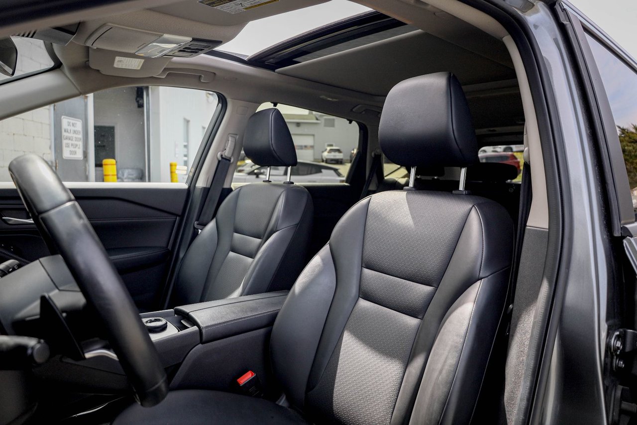 2024 Nissan Rogue SV Moonroof-10
