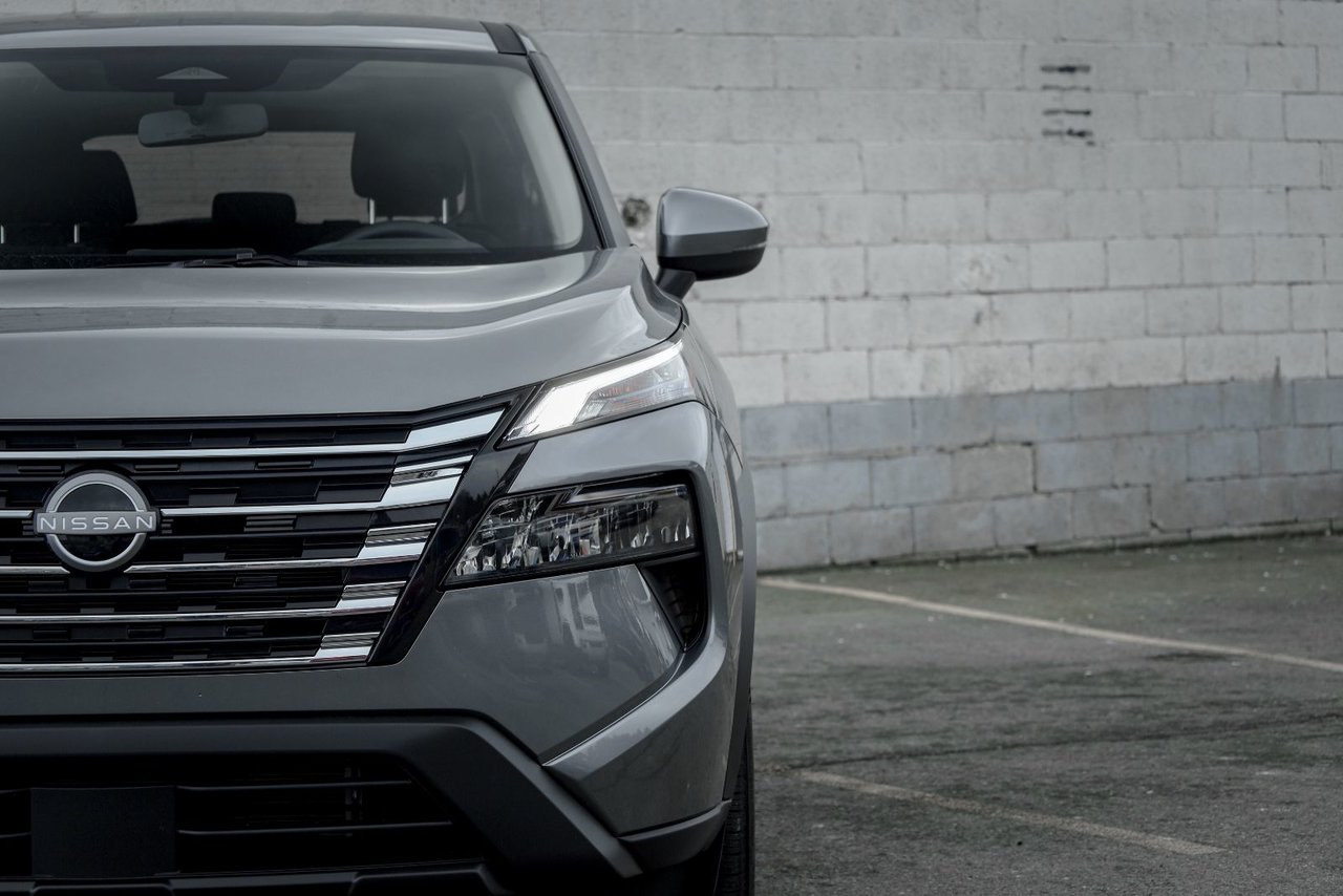 2025 Nissan Rogue S-5