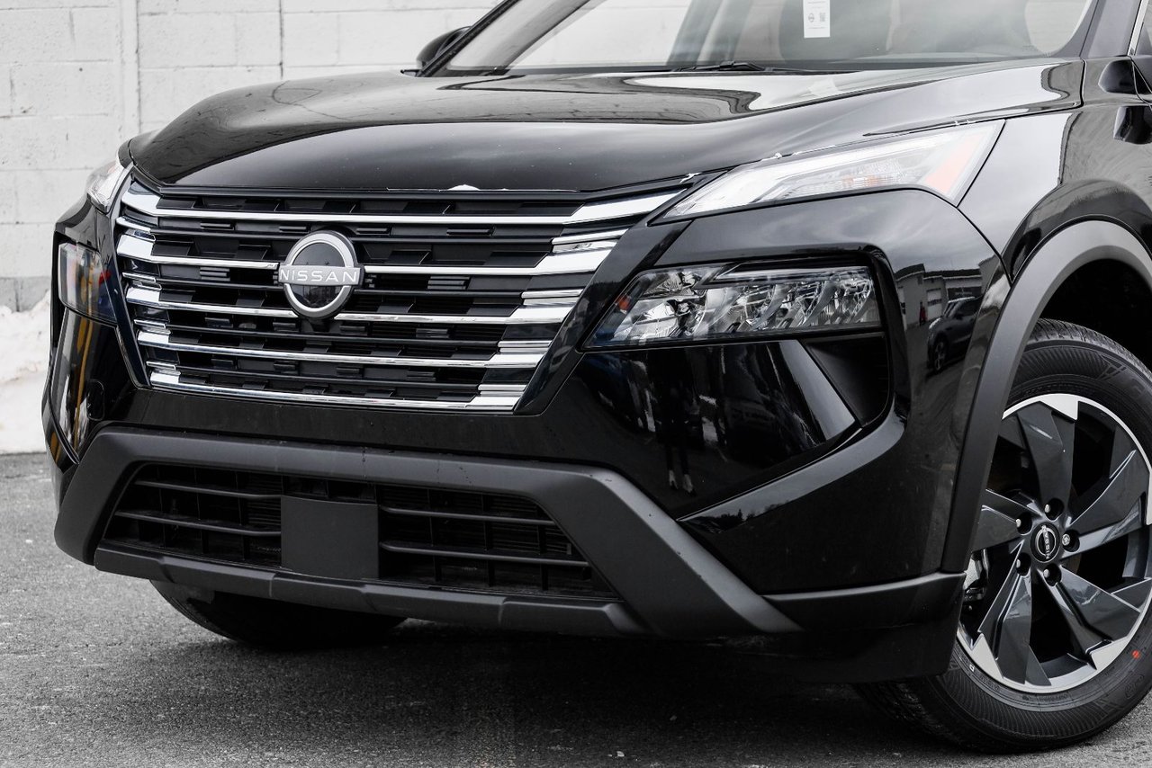 2026 Nissan Rogue SV Moonroof-3