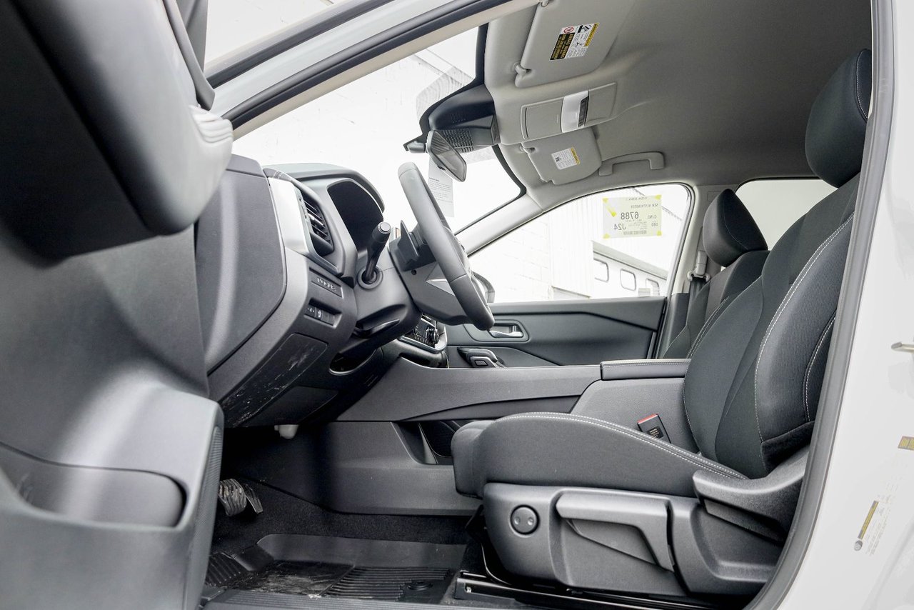 2026 Nissan Rogue S-10