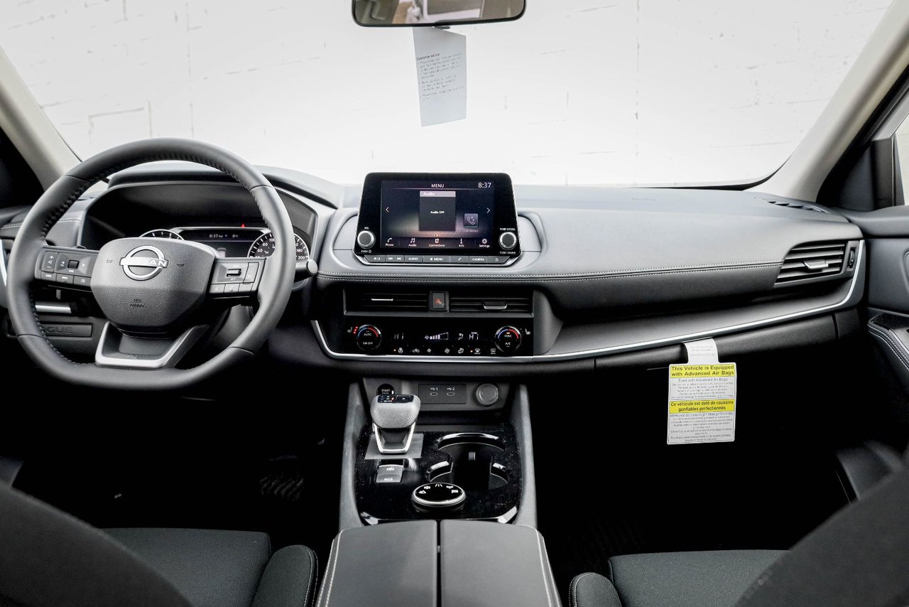 2026 Nissan Rogue S-8