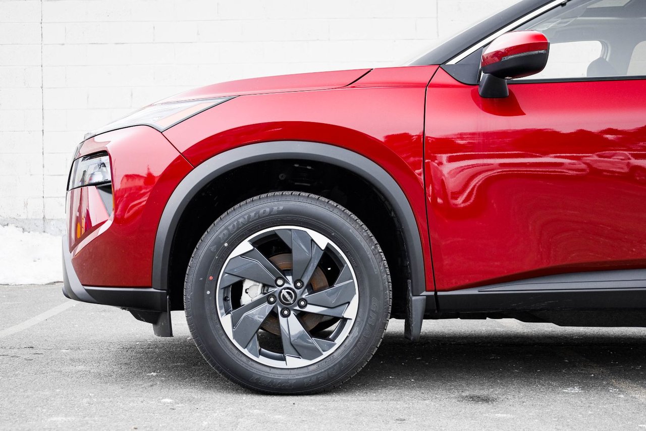 2026 Nissan Rogue SV Moonroof-1