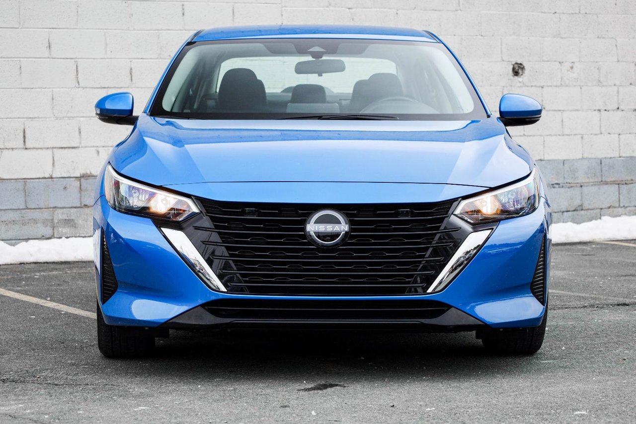 2025 Nissan Sentra SV-4
