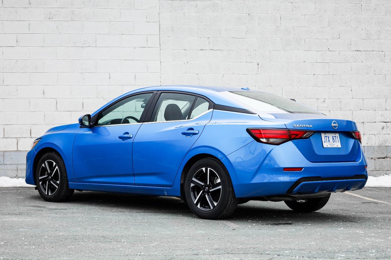 2025 Nissan Sentra SV-6